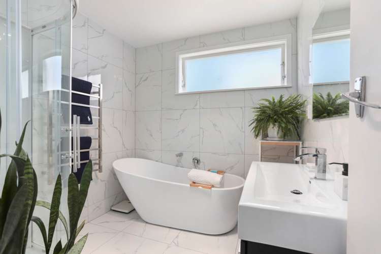 13 The Terrace Herald Island_6