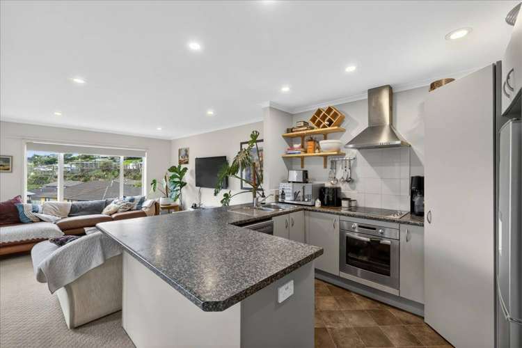 33/19 Glencarron Place Bethlehem_11