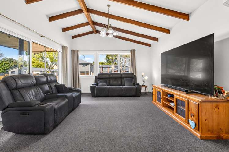 66 Oakfield Crescent Pukete_3