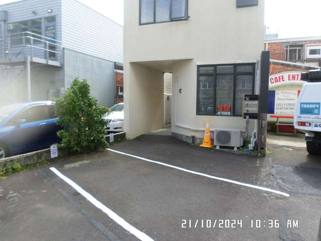 Quiet CBD  ground floor with parking