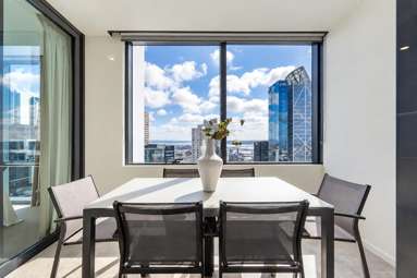 2907/10 Commerce Street_2