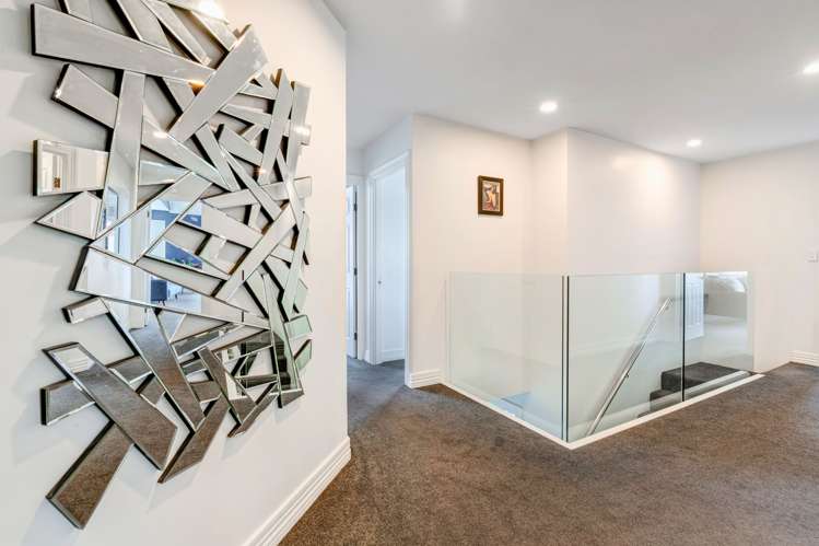 57 Esther Place Red Beach_12