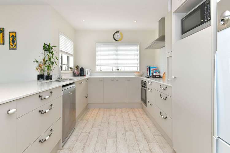 286 Alec Craig Way Gulf Harbour_7