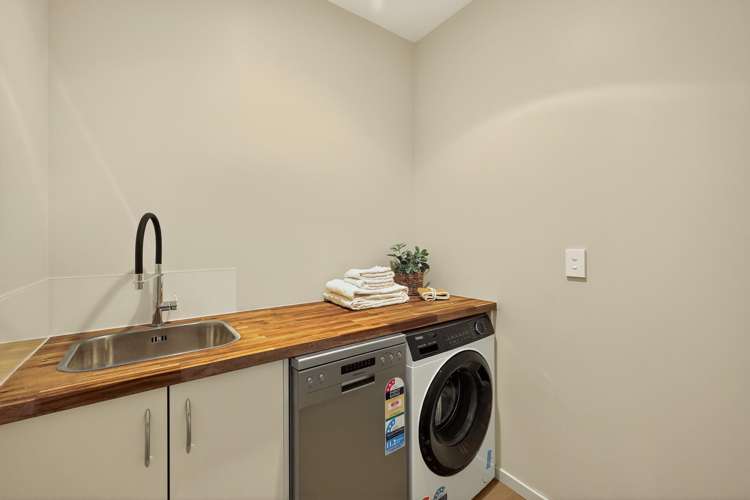 15 St Peters Close Woolston_29
