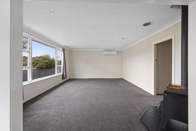 37 Disraeli Street Hawera_13