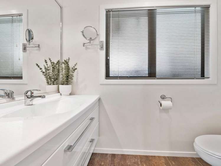 14 March Brown Place 1114_14