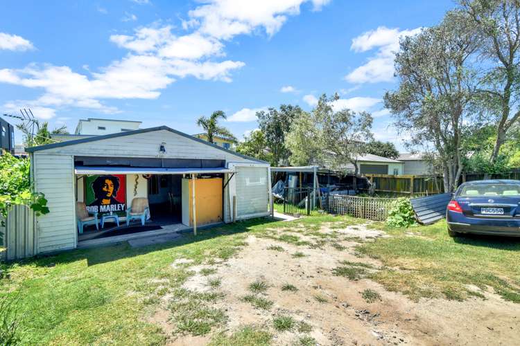 1211 Papamoa Beach Road Papamoa_11