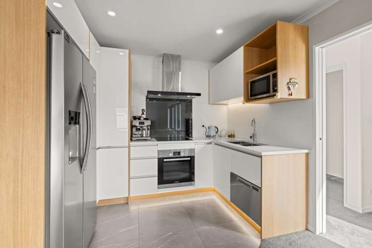 4/44 Brockworth Place Riccarton_1