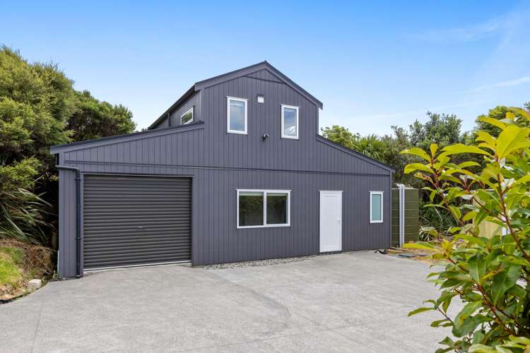 60 Roberts Road Matakatia_13