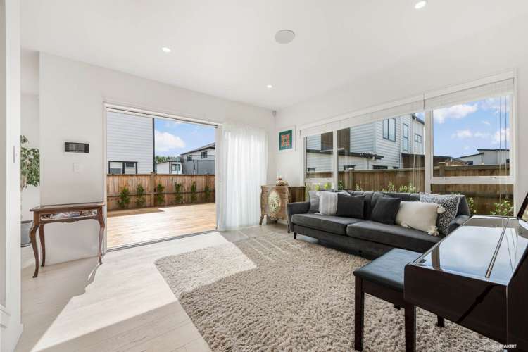 47 Craigs Way Hobsonville_4