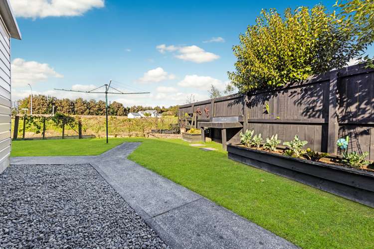 77 Hamilton Drive Waiuku_12
