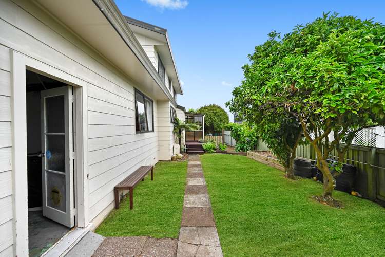 5 Monique Place Dinsdale_7