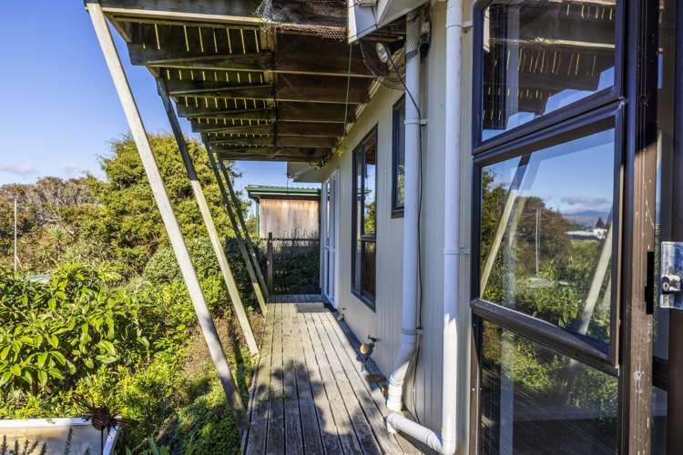 12 Moana Street Otaki Beach_9