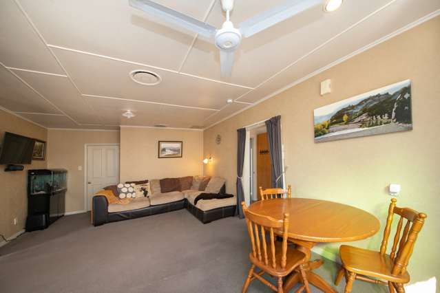 72 Denbigh Street Feilding_3