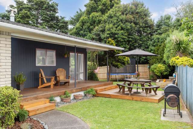 Exceptional Family Retreat in Prime Pukekohe L...