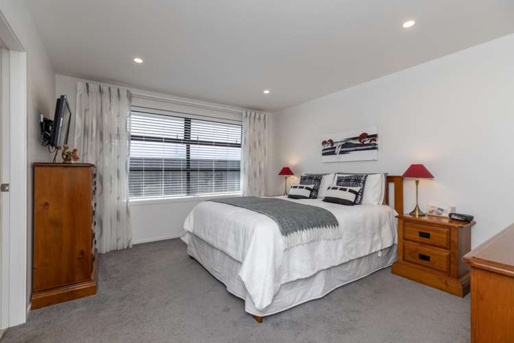 14 Fiesta Grove Raumati Beach_25