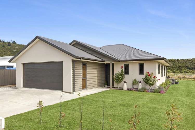 28 Sherwin Avenue Albert Town_16