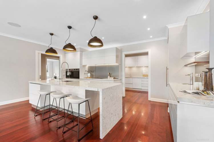 8a Jelas Drive Riverhead_11