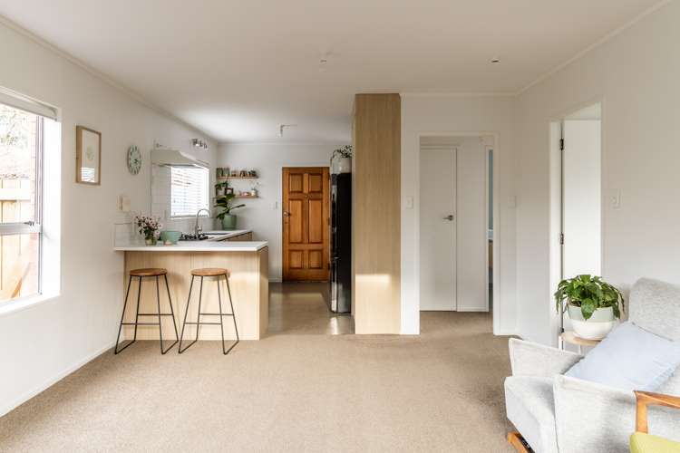 2/203 Galloway Street Hamilton East_5