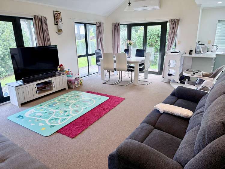 4 Lendenfeld Drive Papatoetoe_1