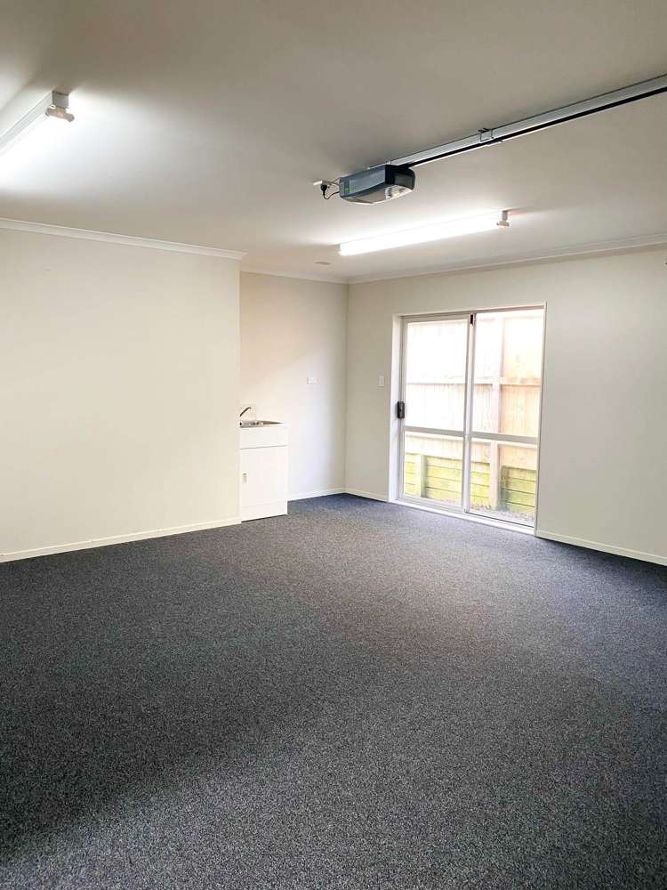 27 Brookview Drive Flat Bush_11