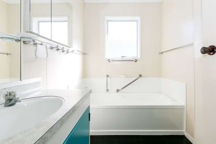 2/171 Taradale Road Pirimai_9