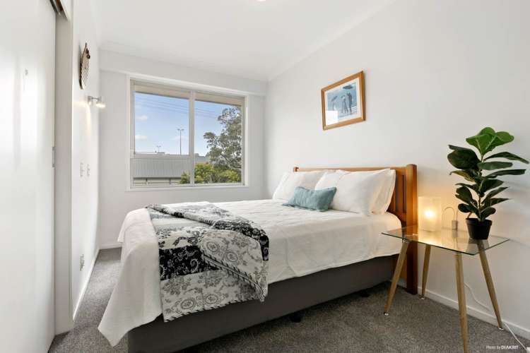 4/16 Clyde Street Epsom_12