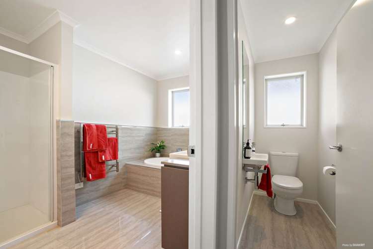 52 Mackay Drive Greenhithe_13