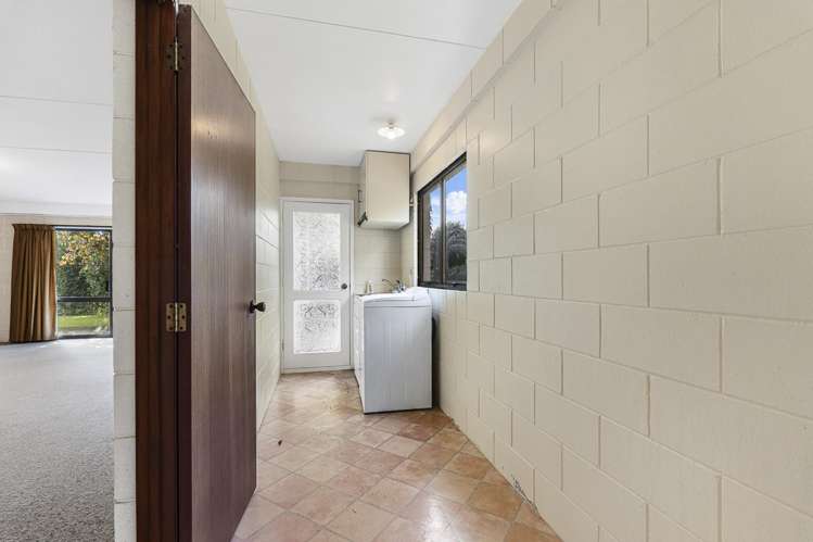 11 Kellyville Heights Merrilands_14