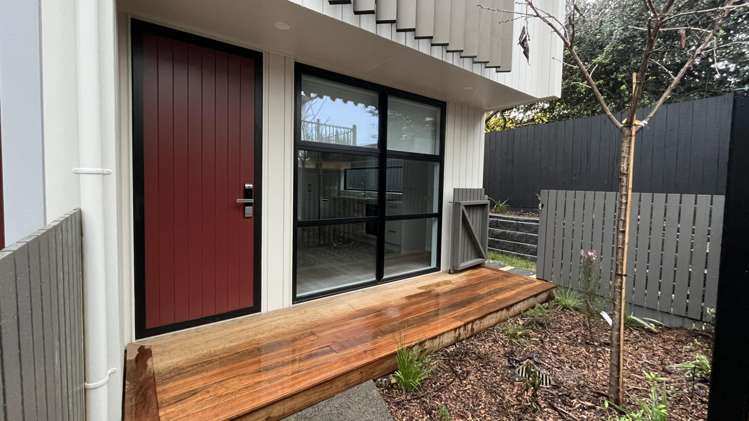 7C Range View Road 1727_16