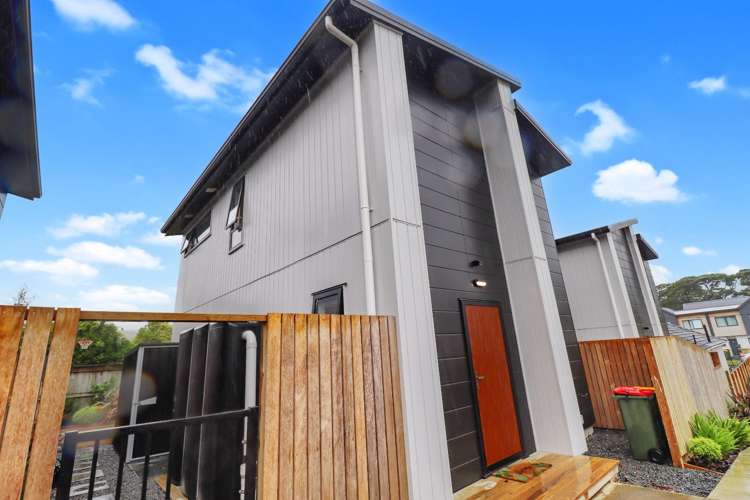 B/22 Stanley Street 10629_1