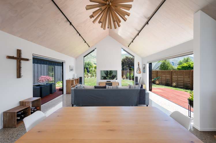 121 West Meadows Drive Wanaka_7