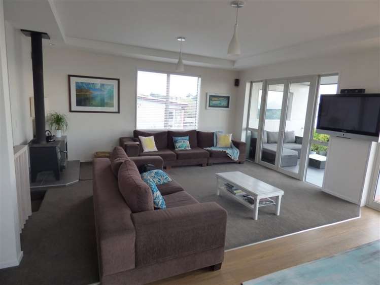 4 Hill Street Kaka Point_6