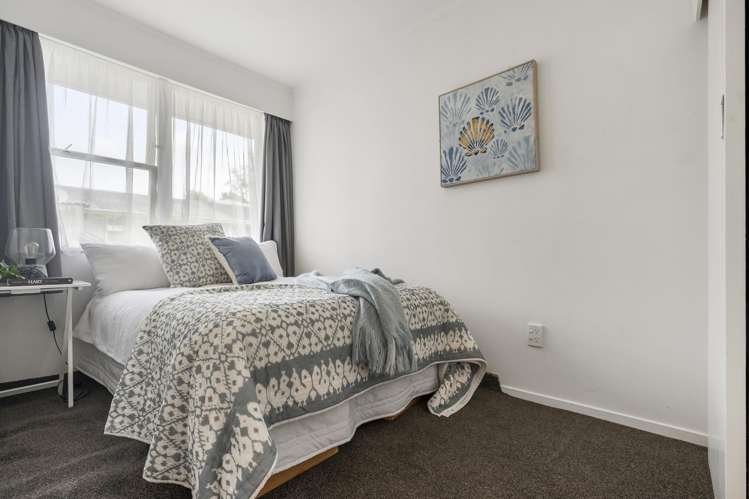 1/45-2/45 Eddowes Street Manurewa_16