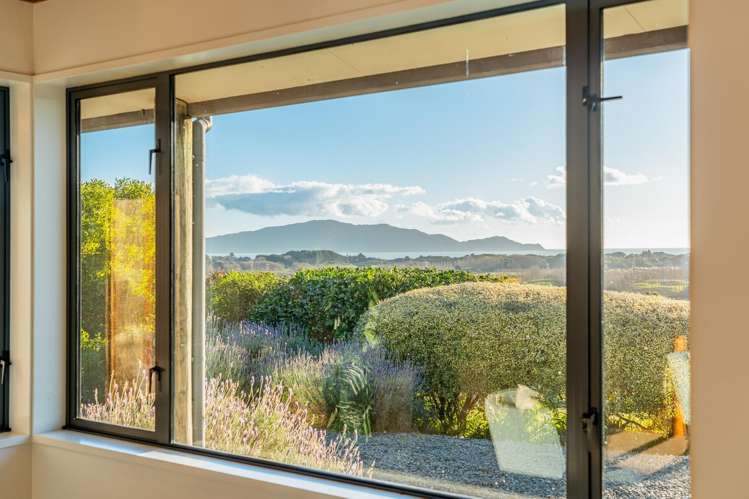 57 Octavius Road Peka Peka_10