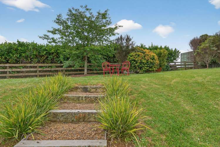 2 Lawrence Carter Drive Bombay_16