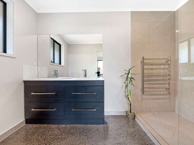 103 McLeod Road South Head Helensville_18