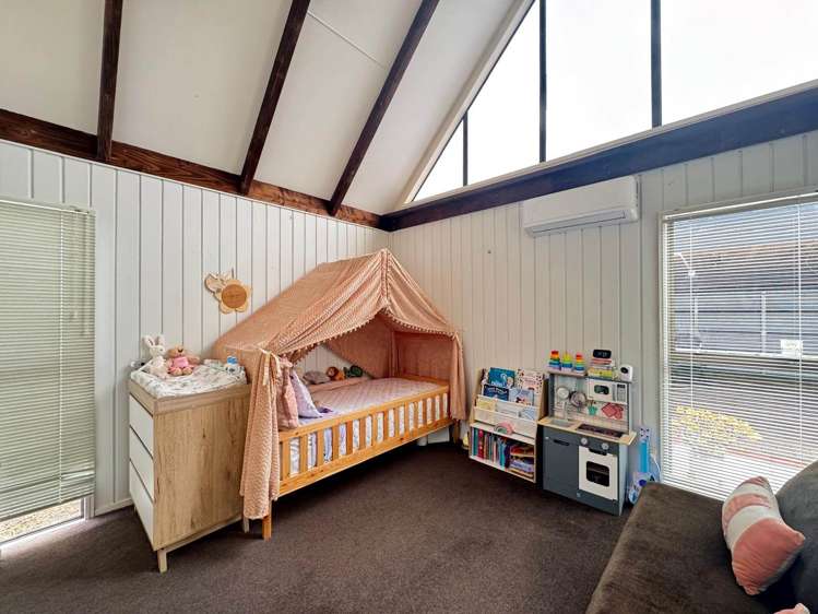 8B Himalaya Crescent Lynfield_6