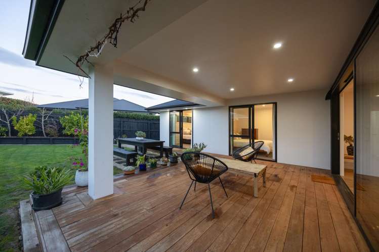 12 Huffington Place Feilding_21