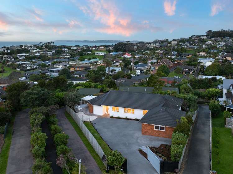 70 Bay Vista Drive Red Beach_35