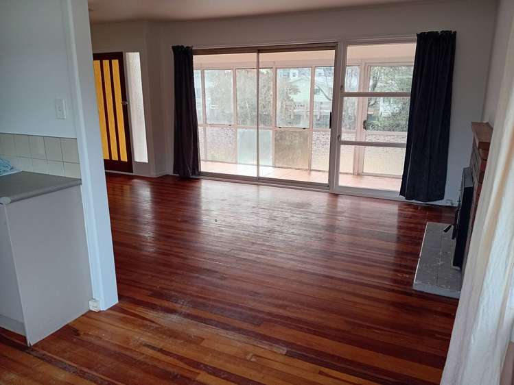 41 Jonathon Street Brookfield_6