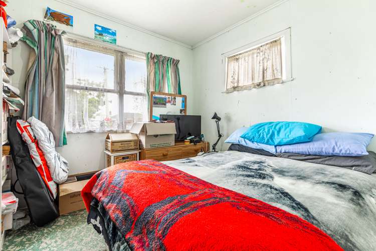 105 Henderson Valley Road Henderson_16