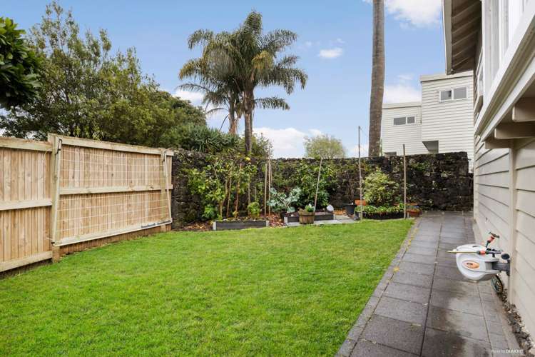 703b New North Road Mount Albert_13