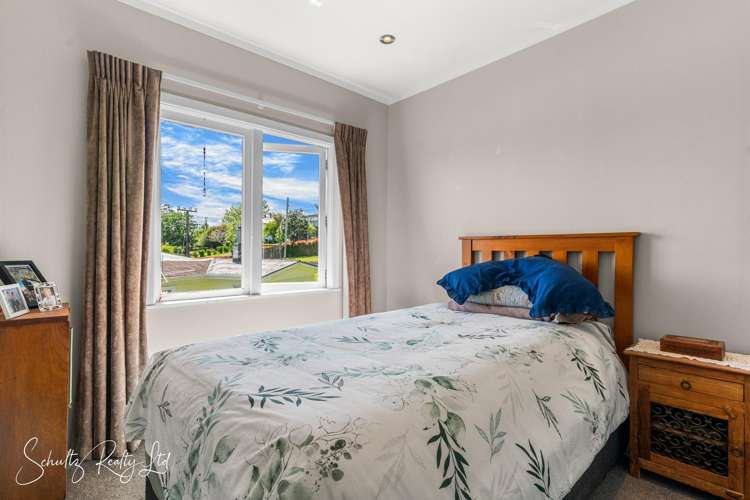 5A Whaka Street Maungaturoto_12