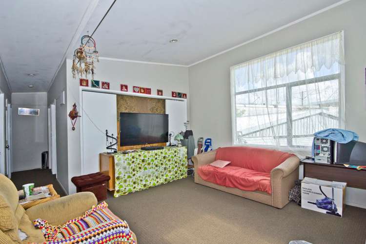 5 Clayburn Road Glen Eden_8