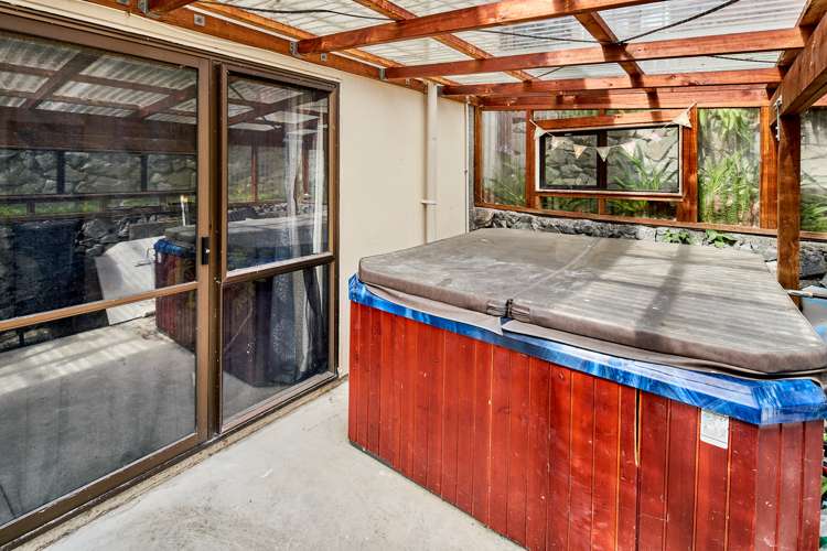 16 Brasenose Place Tawa_19