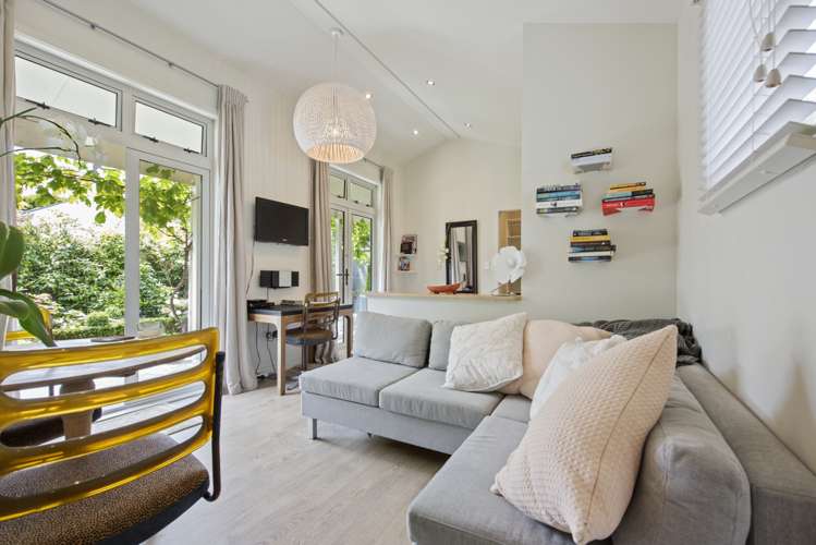 17 Porritt Avenue Mount Victoria_20