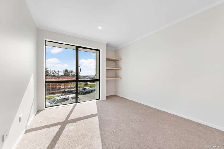 16 Tullymore Drive Flat Bush_16