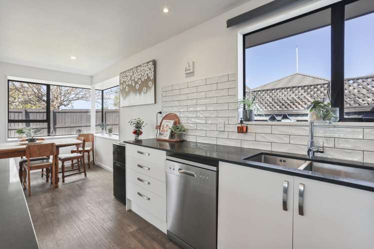 2 Edwins Way Burwood_5
