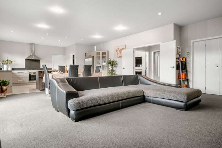 11 Petersburg Drive Flagstaff_17